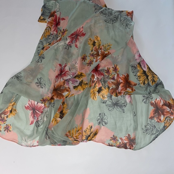 Womens EXPRESS XS stretchy  Long flowy tier floral maxi Perfect for fall - Picture 3 of 9